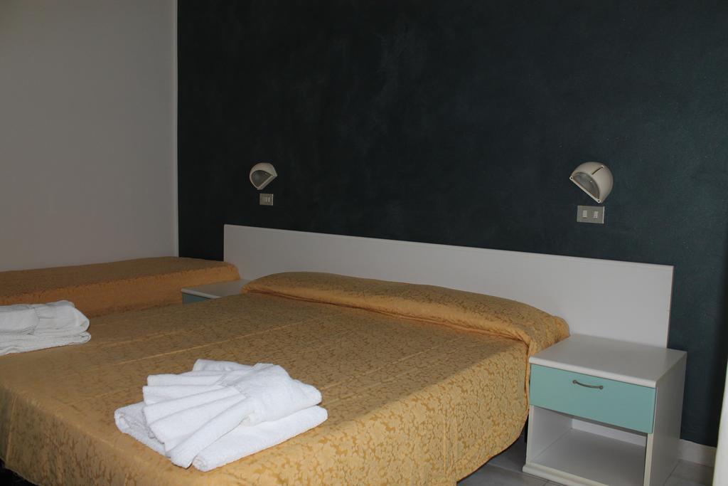 Hotel Costanza تْشيزيناتيكو المظهر الخارجي الصورة