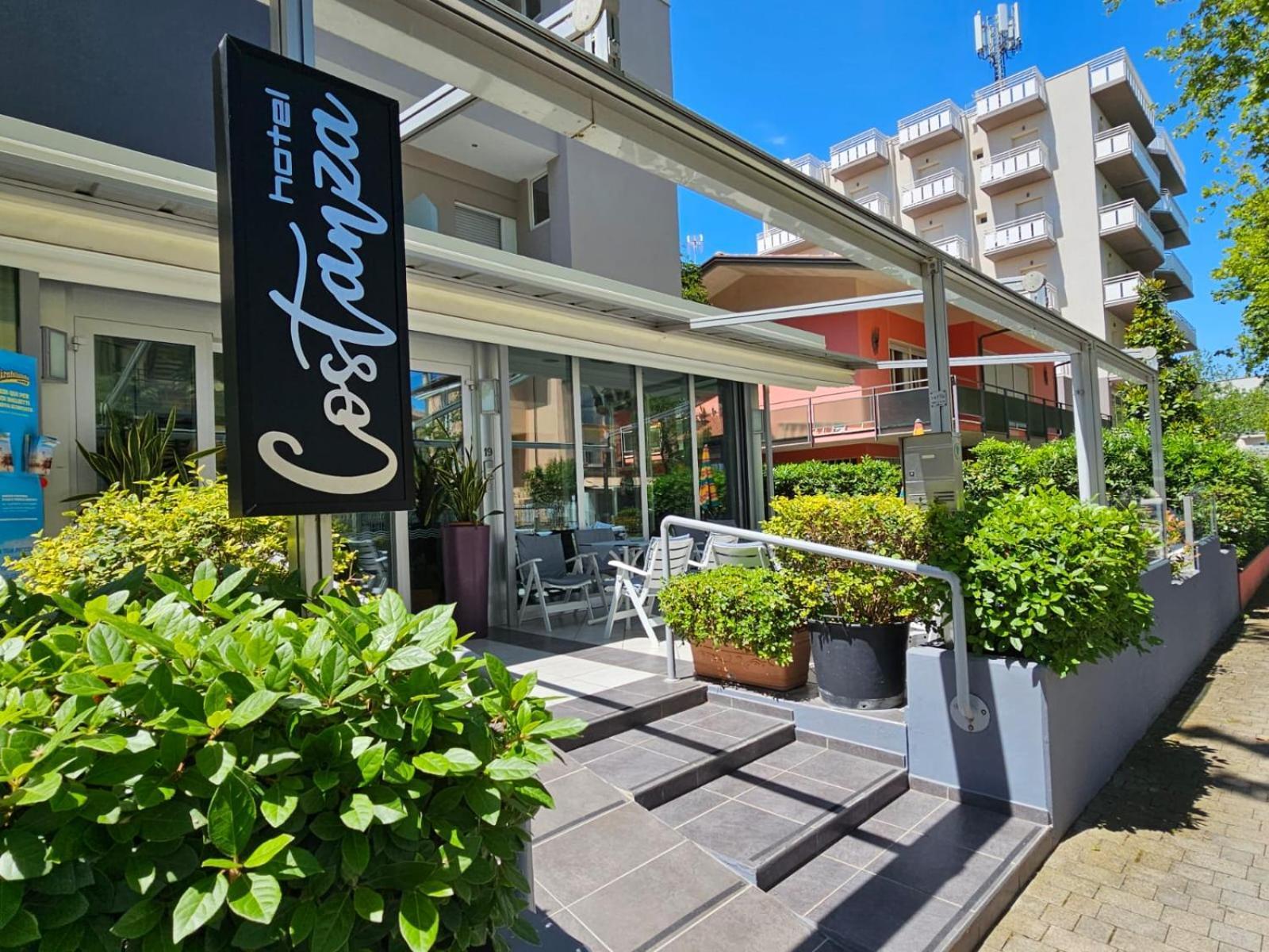 Hotel Costanza تْشيزيناتيكو المظهر الخارجي الصورة